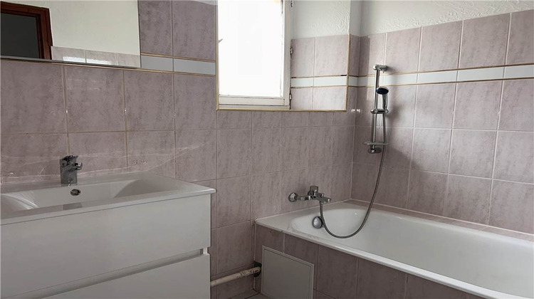 Ma-Cabane - Location Appartement Vaison-la-Romaine, 58 m²