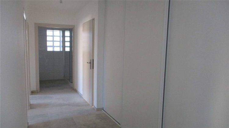 Ma-Cabane - Location Appartement Vaison-la-Romaine, 63 m²