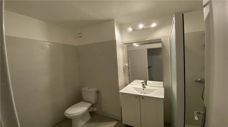 Ma-Cabane - Location Appartement Vaison-la-Romaine, 58 m²