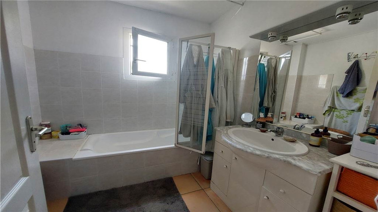 Ma-Cabane - Location Appartement Vaison-la-Romaine, 69 m²