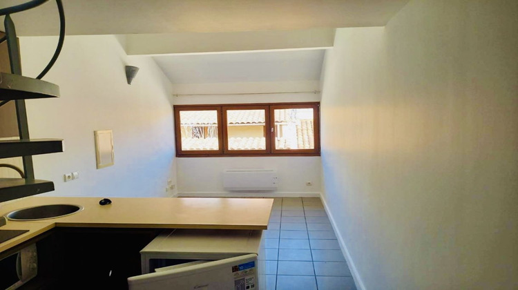 Ma-Cabane - Location Appartement VAISON LA ROMAINE, 35 m²