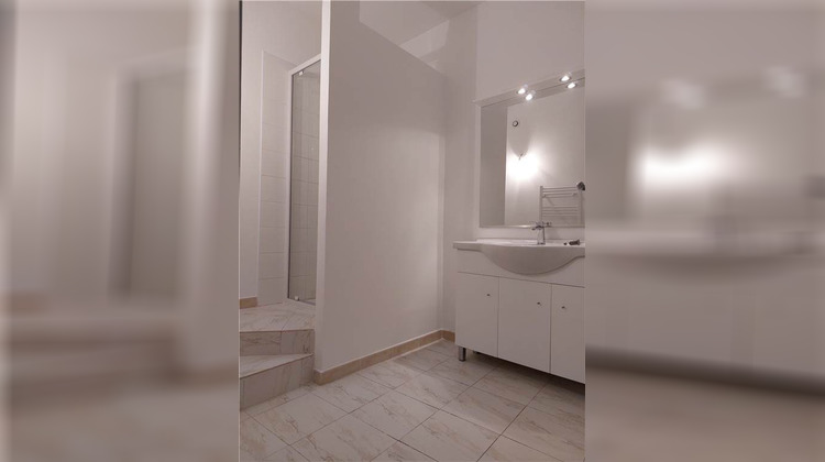 Ma-Cabane - Location Appartement Vaison-la-Romaine, 53 m²