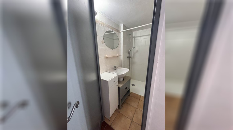 Ma-Cabane - Location Appartement Vaison-la-Romaine, 62 m²