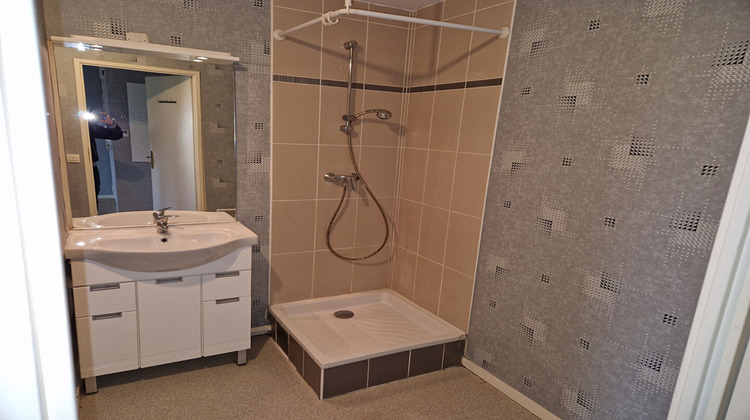 Ma-Cabane - Location Appartement VAL-DE-REUIL, 30 m²