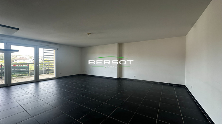 Ma-Cabane - Location Appartement VALDAHON, 60 m²