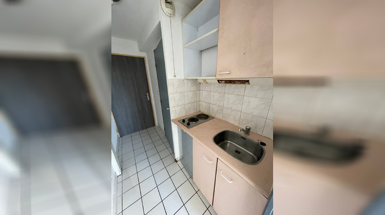 Ma-Cabane - Location Appartement Valence, 20 m²