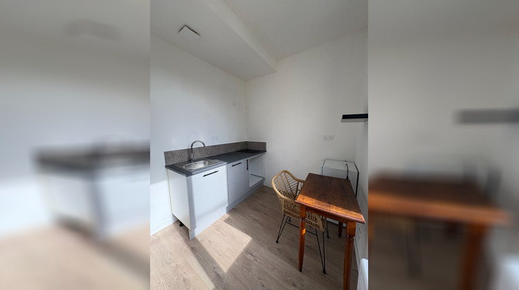 Ma-Cabane - Location Appartement VALENCE, 12 m²