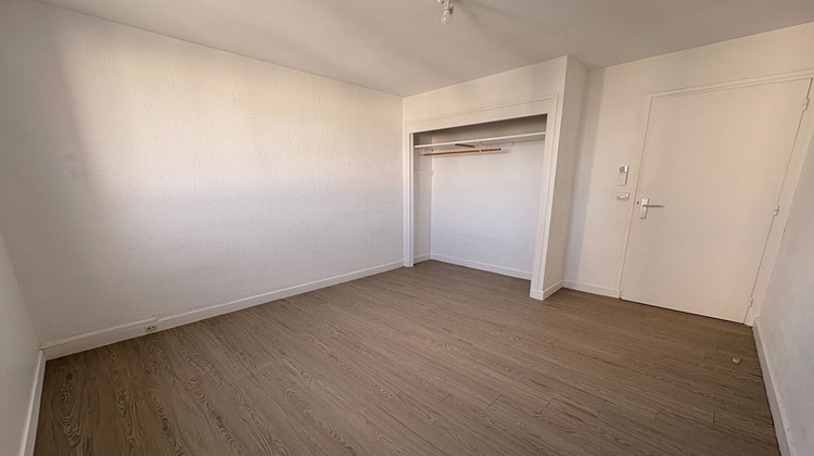 Ma-Cabane - Location Appartement VALENCE, 52 m²