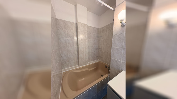 Ma-Cabane - Location Appartement VALENCE, 52 m²