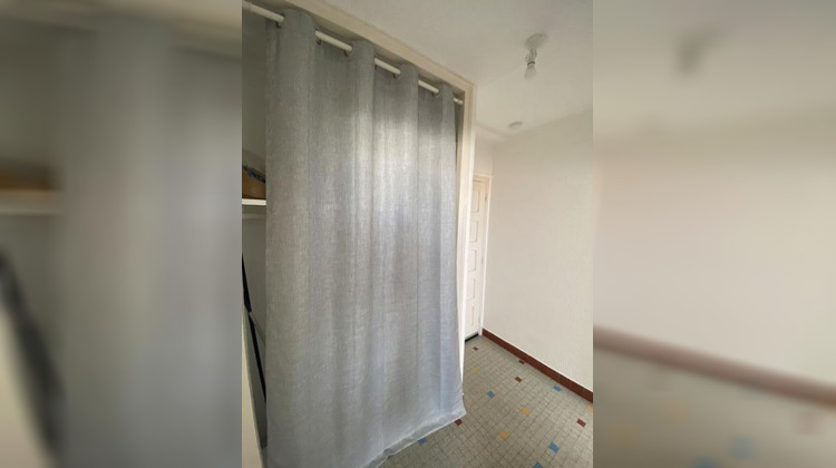Ma-Cabane - Location Appartement VALENCE, 27 m²