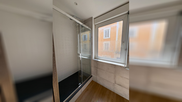 Ma-Cabane - Location Appartement VALENCE, 57 m²