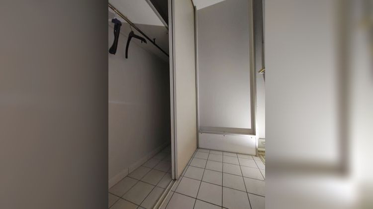 Ma-Cabane - Location Appartement Valenciennes, 47 m²