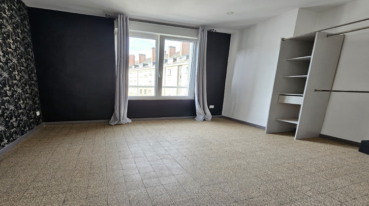 Ma-Cabane - Location Appartement Valenciennes, 38 m²