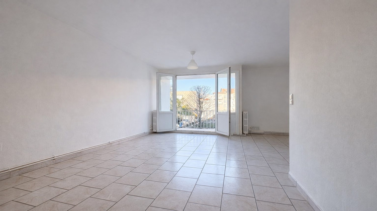 Ma-Cabane - Location Appartement Valenciennes, 45 m²