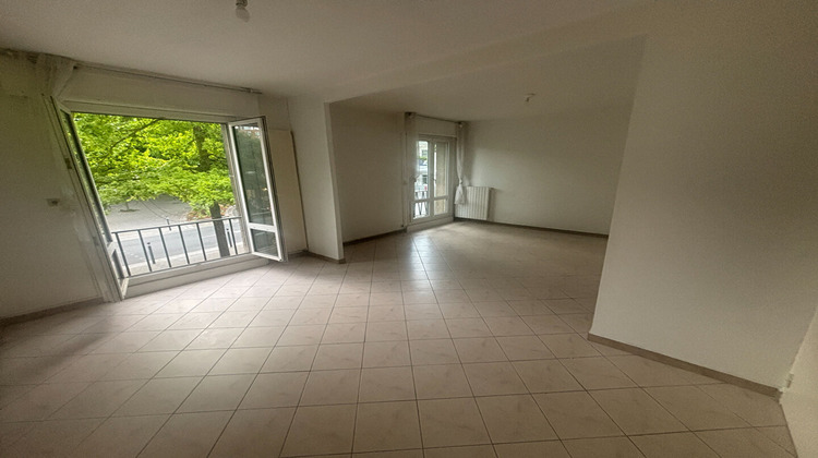 Ma-Cabane - Location Appartement VALENCIENNES, 100 m²