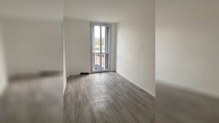 Ma-Cabane - Location Appartement VALENTON, 79 m²