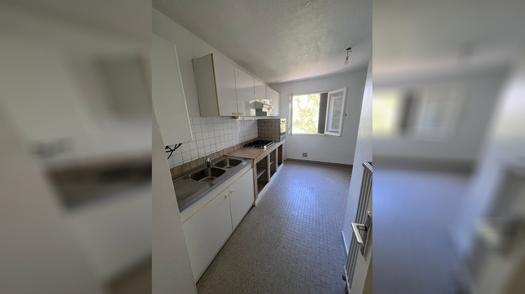 Ma-Cabane - Location Appartement VALLAURIS, 65 m²