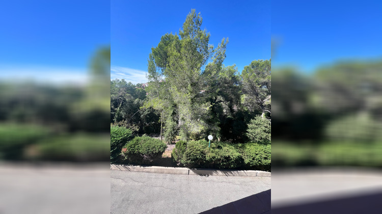 Ma-Cabane - Location Appartement VALLAURIS, 65 m²