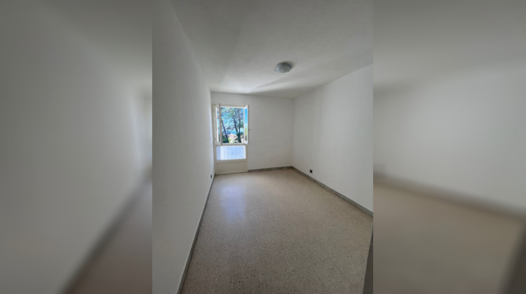 Ma-Cabane - Location Appartement VALLAURIS, 65 m²