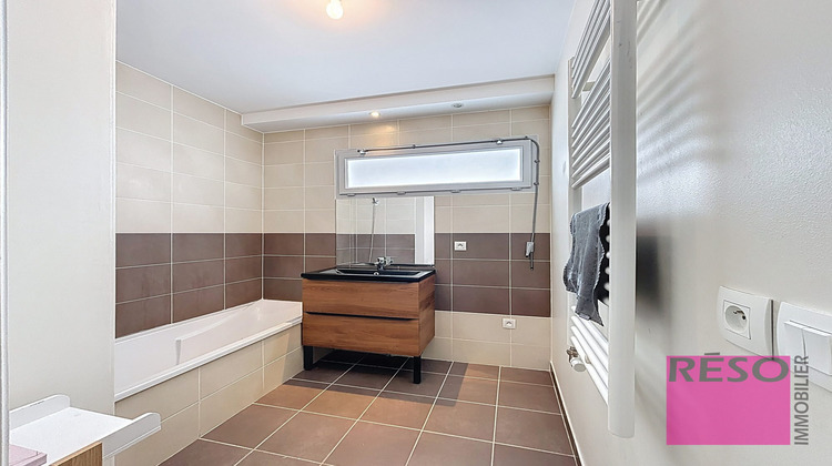 Ma-Cabane - Location Appartement Valleiry, 70 m²