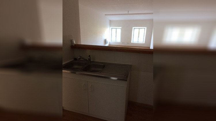 Ma-Cabane - Location Appartement Valréas, 65 m²