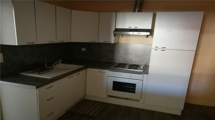 Ma-Cabane - Location Appartement Valréas, 49 m²