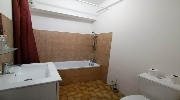 Ma-Cabane - Location Appartement Valréas, 47 m²