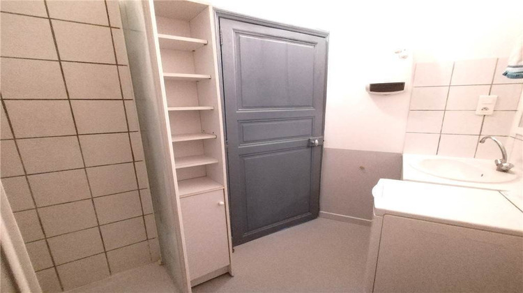 Ma-Cabane - Location Appartement Valréas, 50 m²