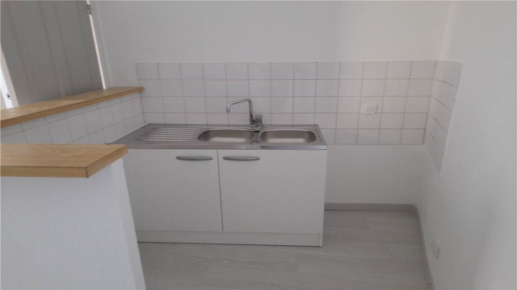 Ma-Cabane - Location Appartement Valréas, 61 m²