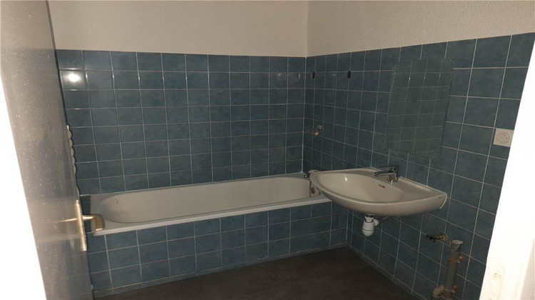 Ma-Cabane - Location Appartement Valréas, 61 m²