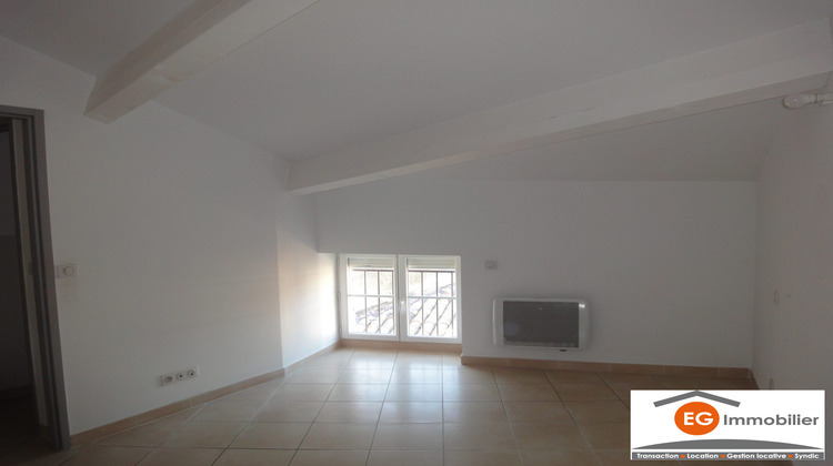 Ma-Cabane - Location Appartement Valreas, 64 m²