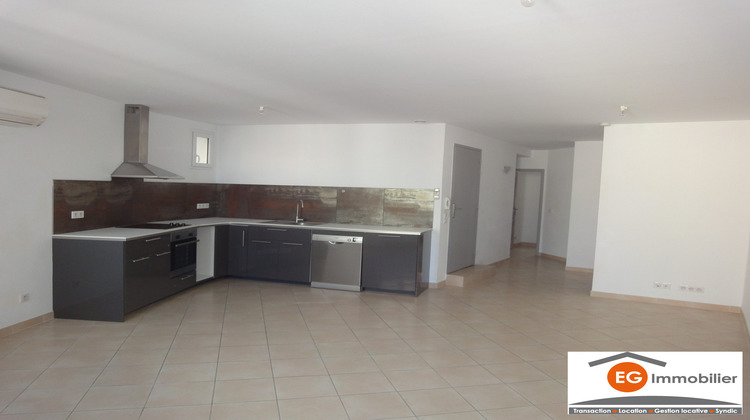 Ma-Cabane - Location Appartement Valréas, 65 m²