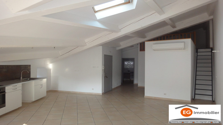 Ma-Cabane - Location Appartement Valreas, 64 m²