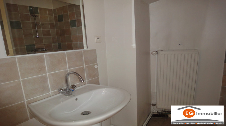 Ma-Cabane - Location Appartement Valreas, 59 m²