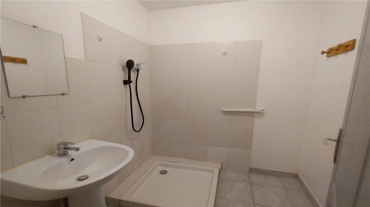 Ma-Cabane - Location Appartement Valréas, 69 m²