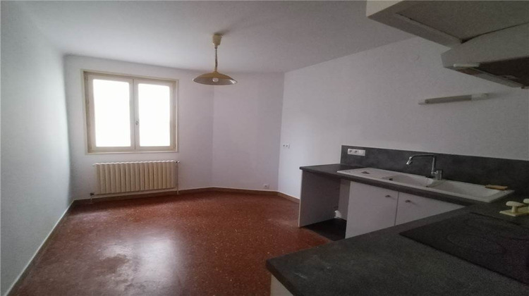 Ma-Cabane - Location Appartement Valréas, 77 m²