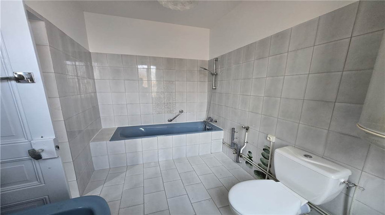 Ma-Cabane - Location Appartement Valréas, 39 m²