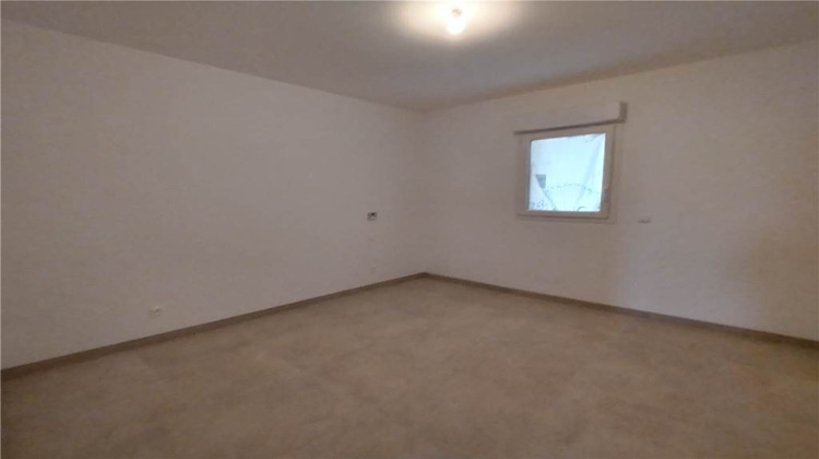 Ma-Cabane - Location Appartement Valréas, 91 m²