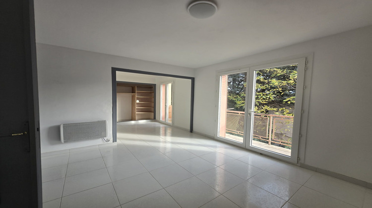 Ma-Cabane - Location Appartement Valréas, 64 m²
