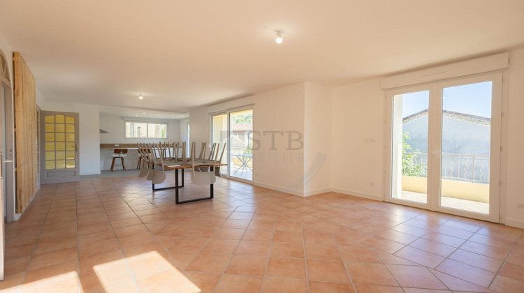 Ma-Cabane - Location Appartement Vals-les-Bains, 117 m²