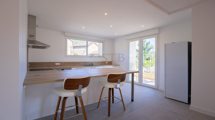 Ma-Cabane - Location Appartement Vals-les-Bains, 117 m²