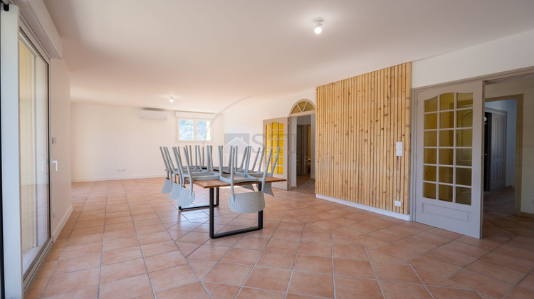 Ma-Cabane - Location Appartement Vals-les-Bains, 117 m²
