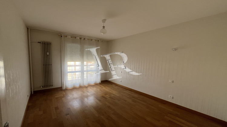 Ma-Cabane - Location Appartement Vals-près-le-Puy, 70 m²