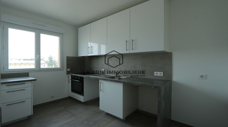Ma-Cabane - Location Appartement VARENNES-JARCY, 58 m²