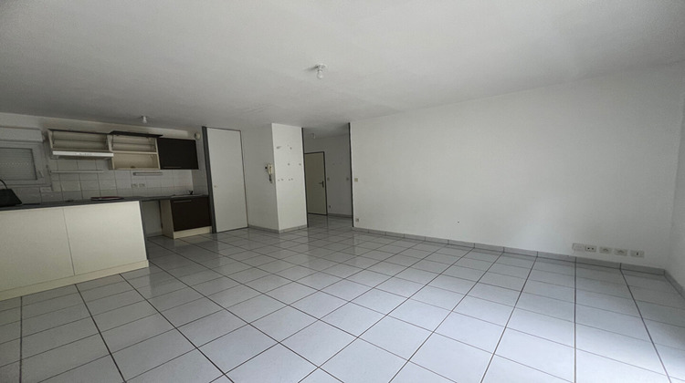 Ma-Cabane - Location Appartement VARENNES-VAUZELLES, 40 m²
