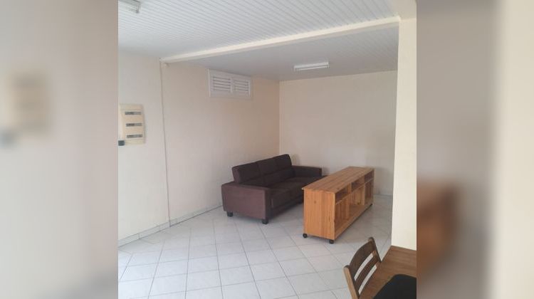 Ma-Cabane - Location Appartement VAUCLIN, 100 m²