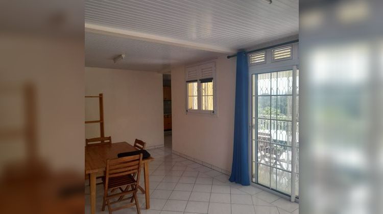 Ma-Cabane - Location Appartement VAUCLIN, 100 m²