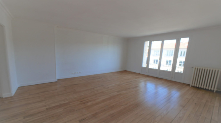 Ma-Cabane - Location Appartement Vaucresson, 63 m²