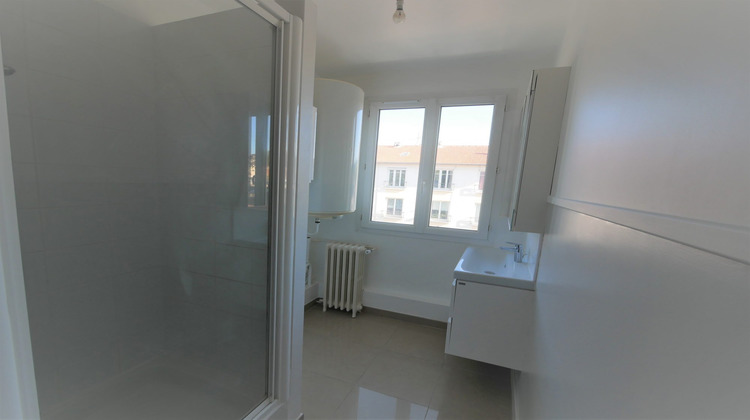 Ma-Cabane - Location Appartement Vaucresson, 63 m²