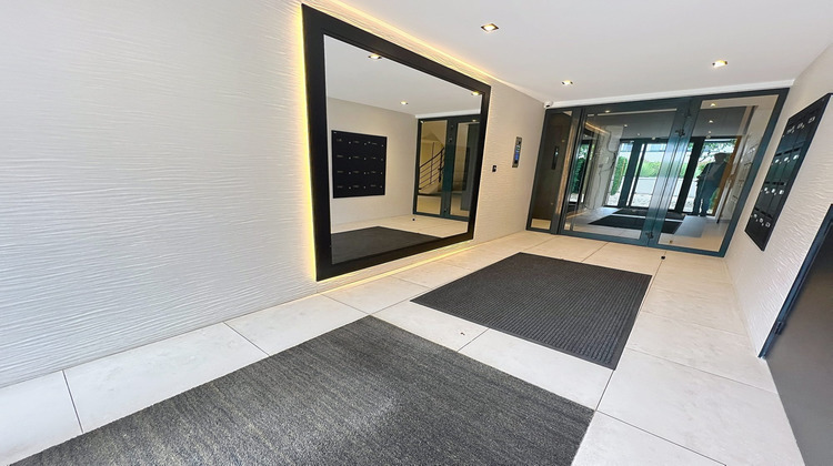 Ma-Cabane - Location Appartement Vaucresson, 97 m²